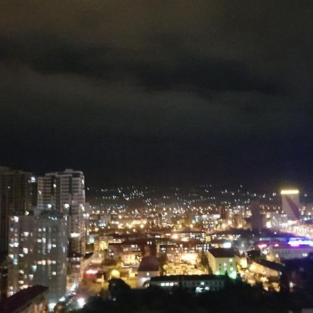 Sky-G Sea View Apartment Батуми Екстериор снимка