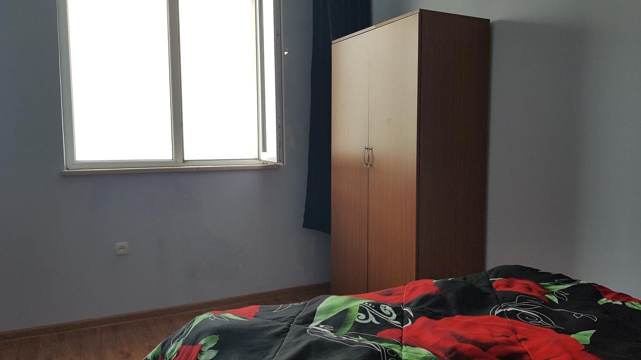Sky-G Sea View Apartment Батуми Екстериор снимка