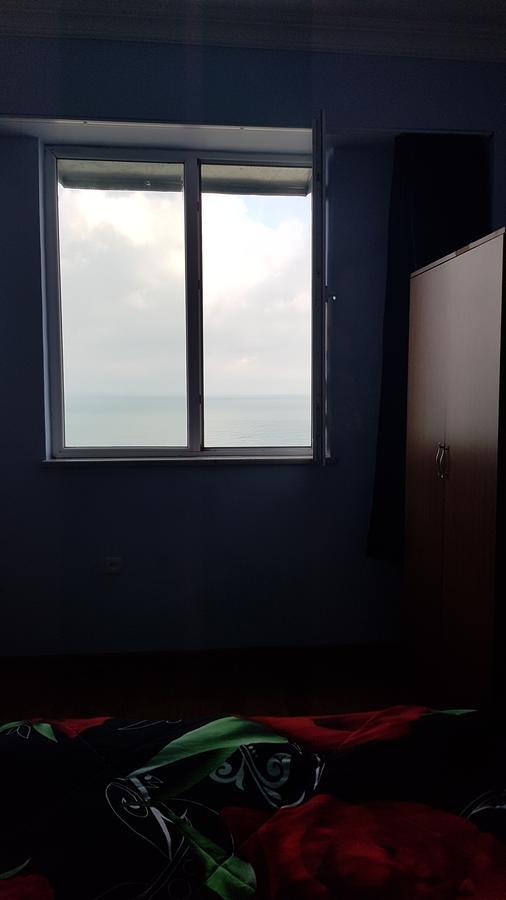 Sky-G Sea View Apartment Батуми Екстериор снимка