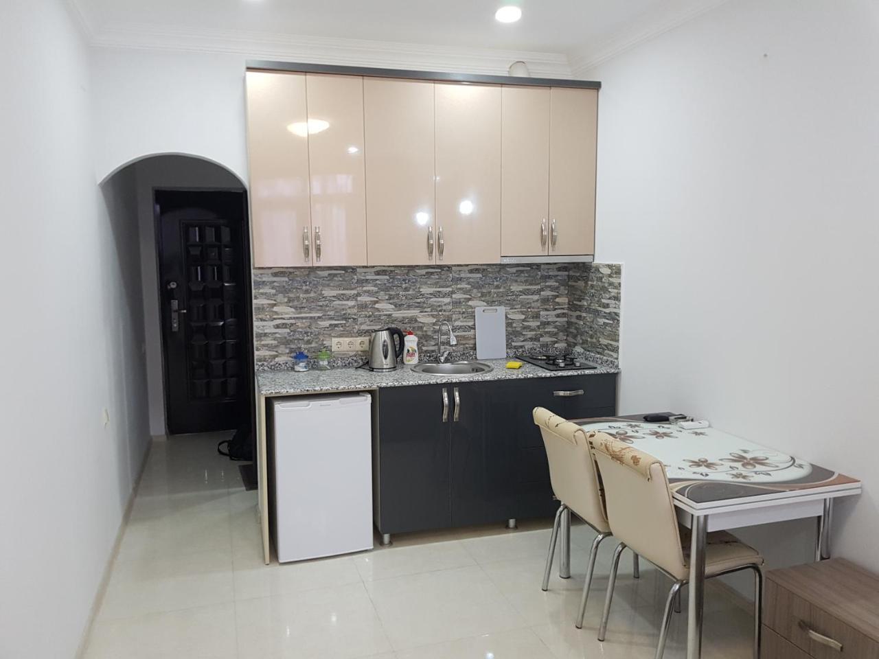 Sky-G Sea View Apartment Батуми Екстериор снимка