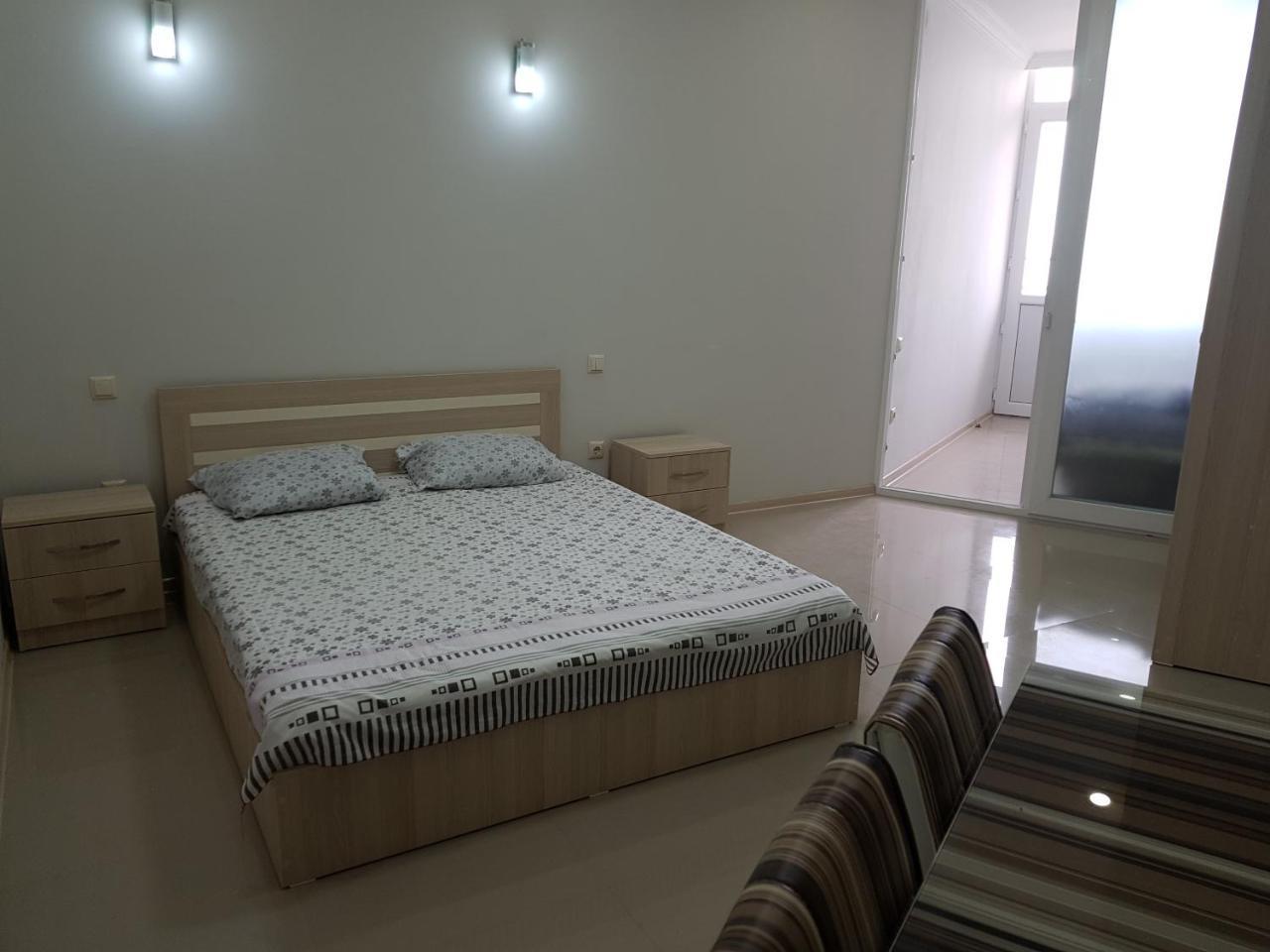 Sky-G Sea View Apartment Батуми Екстериор снимка