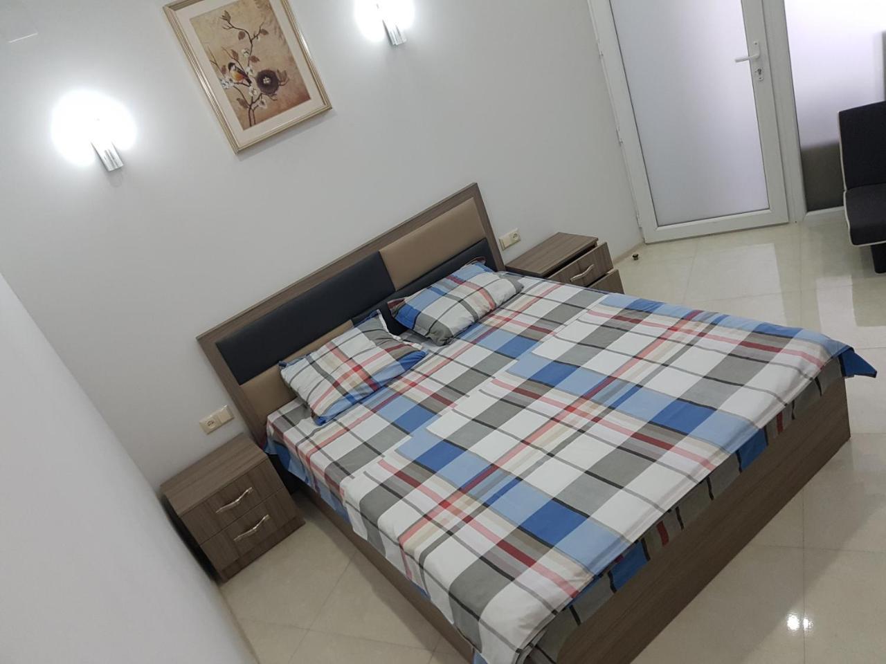 Sky-G Sea View Apartment Батуми Екстериор снимка