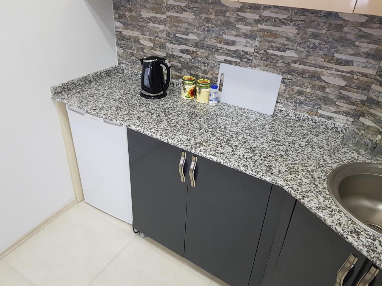 Sky-G Sea View Apartment Батуми Екстериор снимка