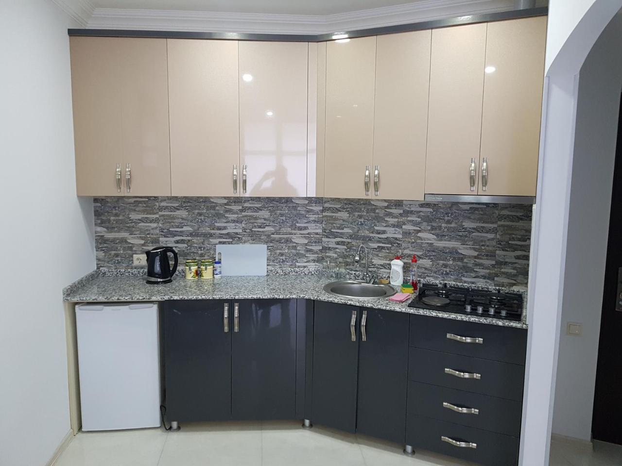 Sky-G Sea View Apartment Батуми Екстериор снимка