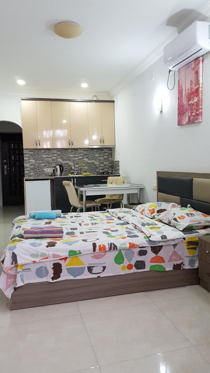 Sky-G Sea View Apartment Батуми Екстериор снимка